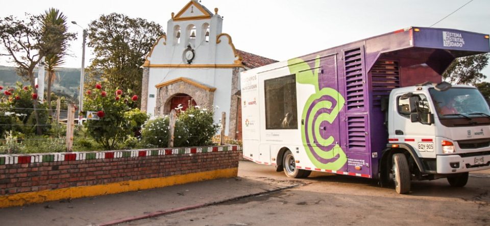 Bus del cuidado Rural en localidad de Usme