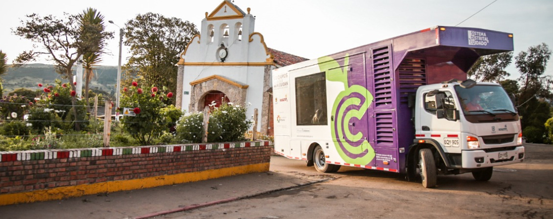 Bus del cuidado Rural en localidad de Usme