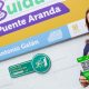 Cuidadora usando lavanderías comunitarias