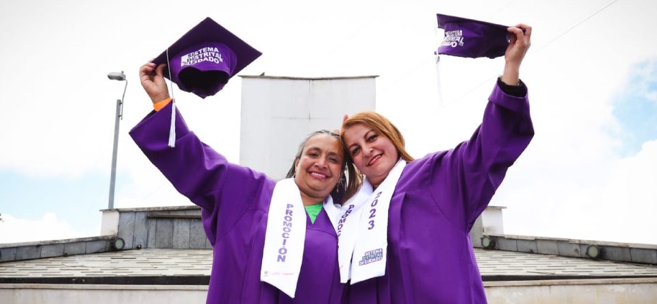 Cuidadoras graduadas de CID