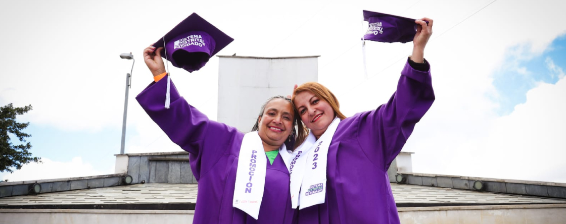 Cuidadoras graduadas de CID