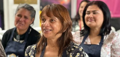 Los sueños de Alexandra se están horneando en la Manzana del Cuidado de Los Mártires