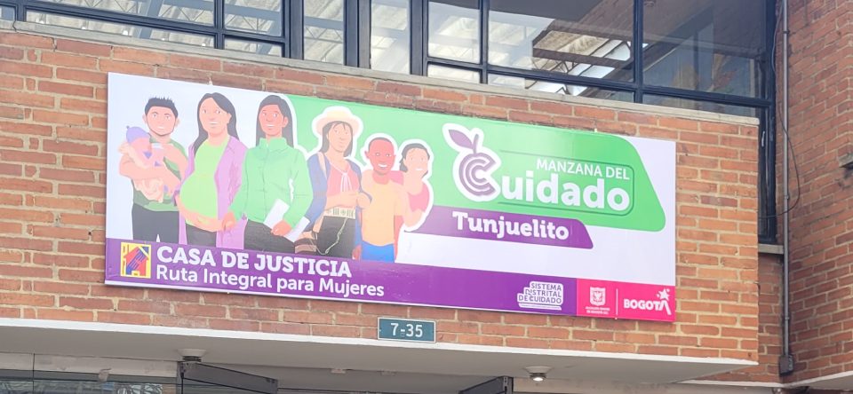 Fachada principal de entidad ancla de manzana del cuidado de Tunjuelito